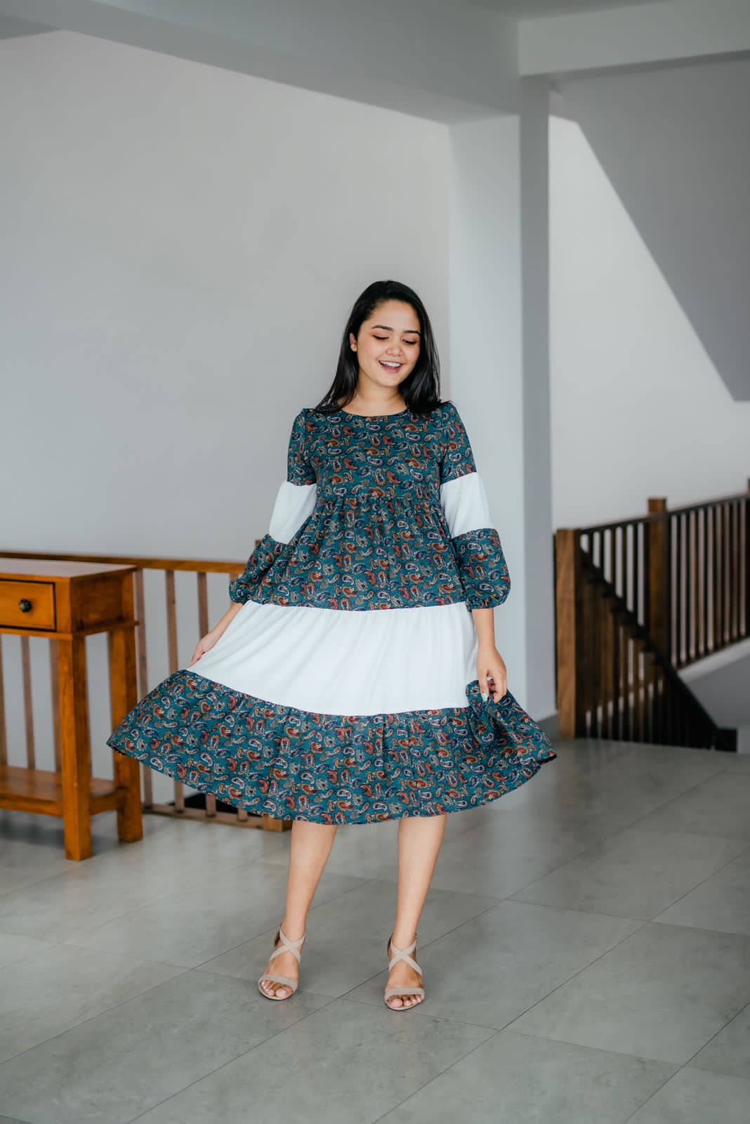 Comfy Stripe Balloon Sleeve Dress